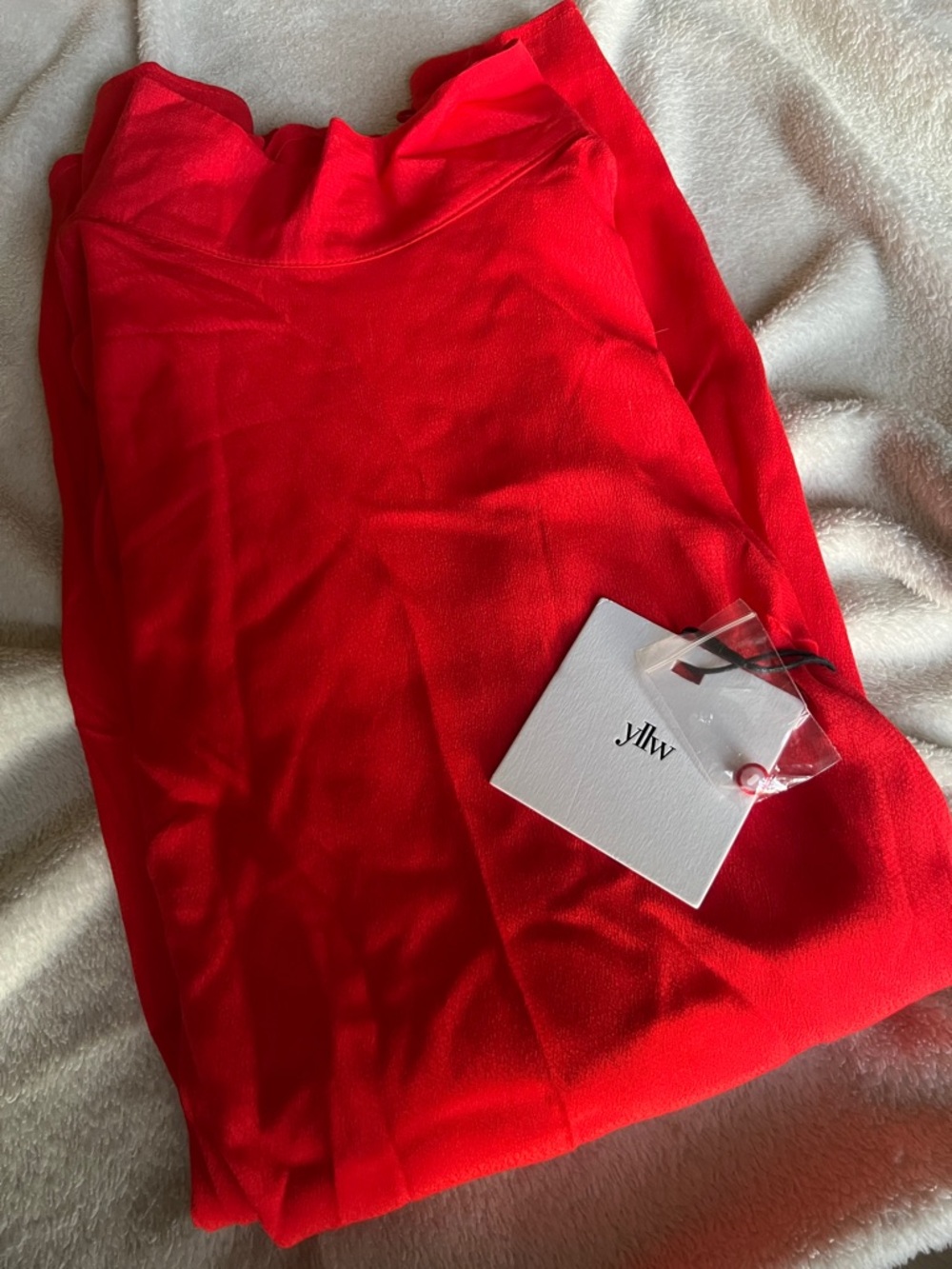 Yellow the Label RAYA DRESS β RED - Picture 8 of 10